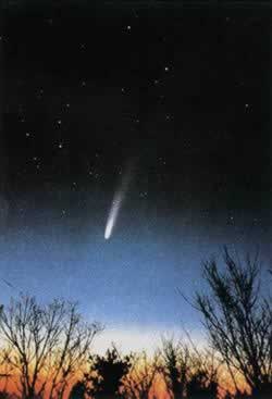 贝内特彗星到达近点(歷史上的今天。cn)