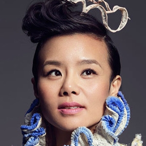 龚琳娜的英文名