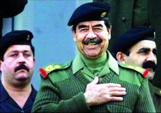 萨达姆·侯赛因就任伊拉克共和国总统