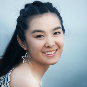 张佳楠的英文名