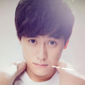 秦俊杰的英文名